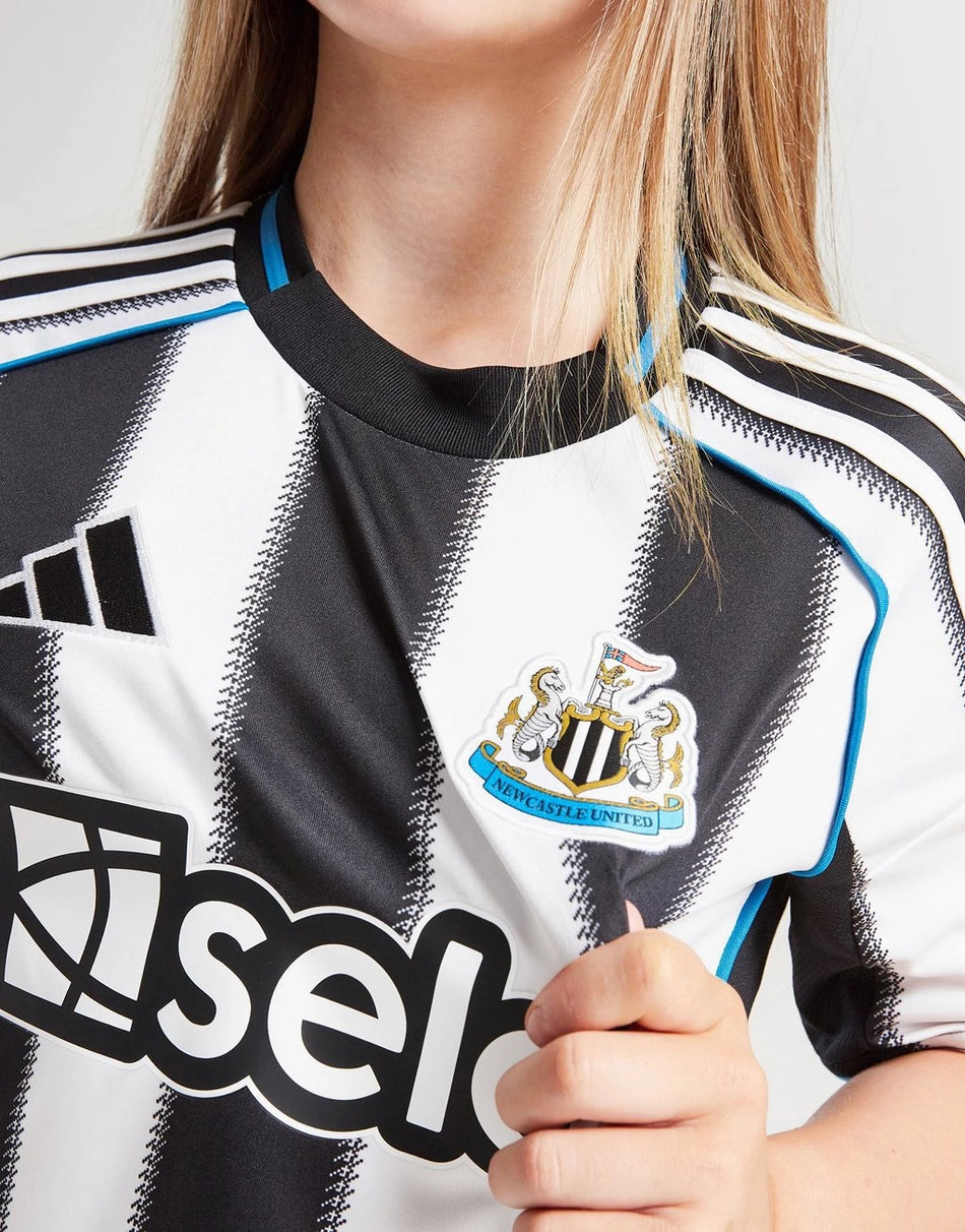 NEWCASTLE UNITED FC 2025/26 HOME SHIRT JUNIOR