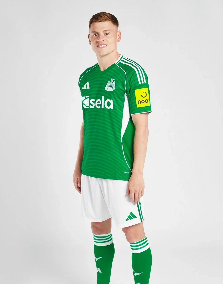 NEWCASTLE UNITED FC 2025/26 AWAY SHIRT
