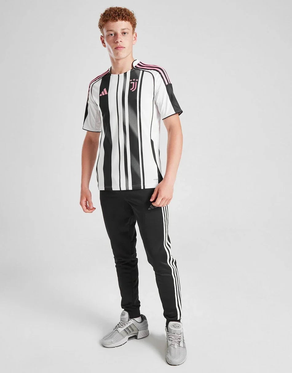 JUVENTUS 2025/26 HOME SHIRT JUNIOR