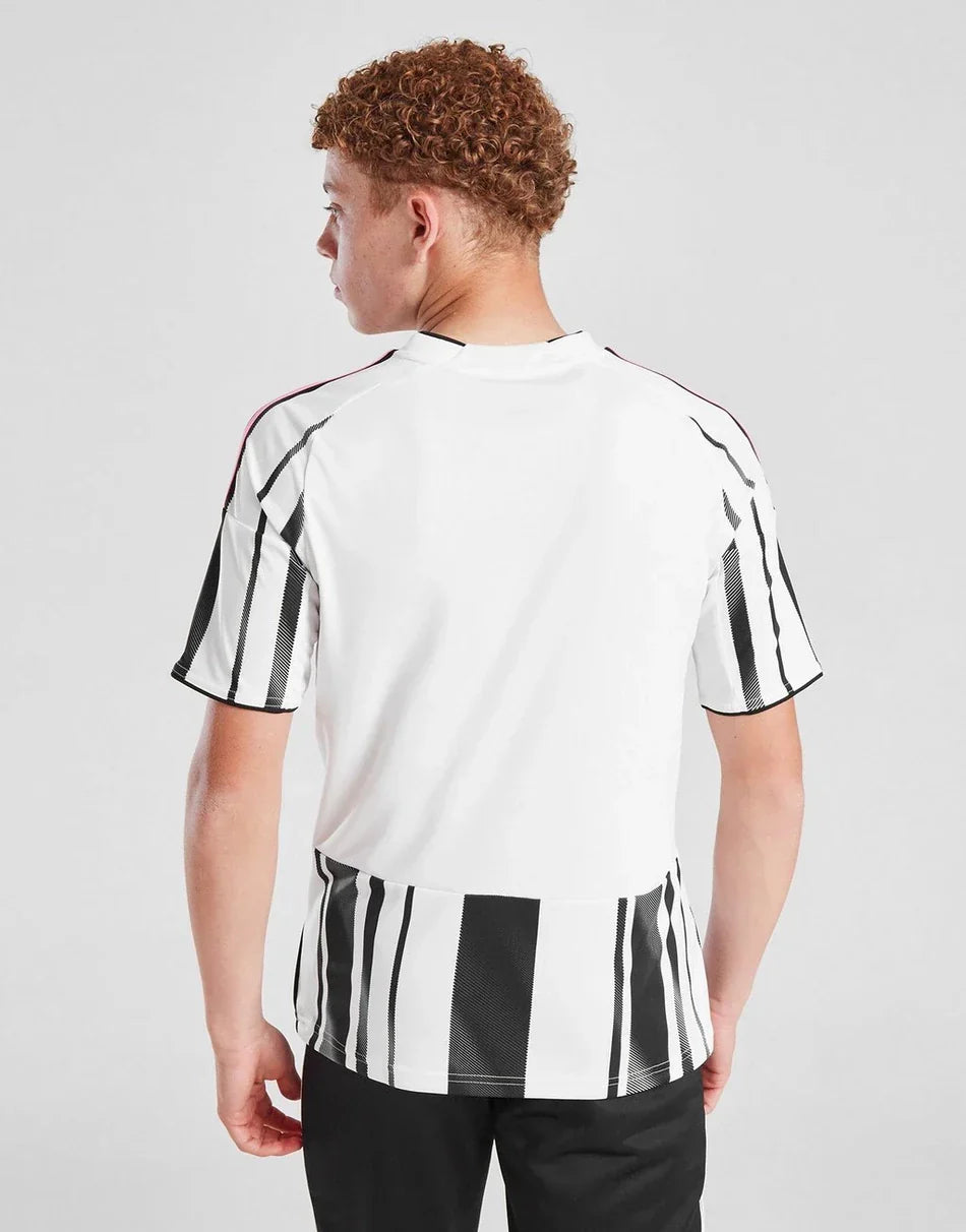 JUVENTUS 2025/26 HOME SHIRT JUNIOR