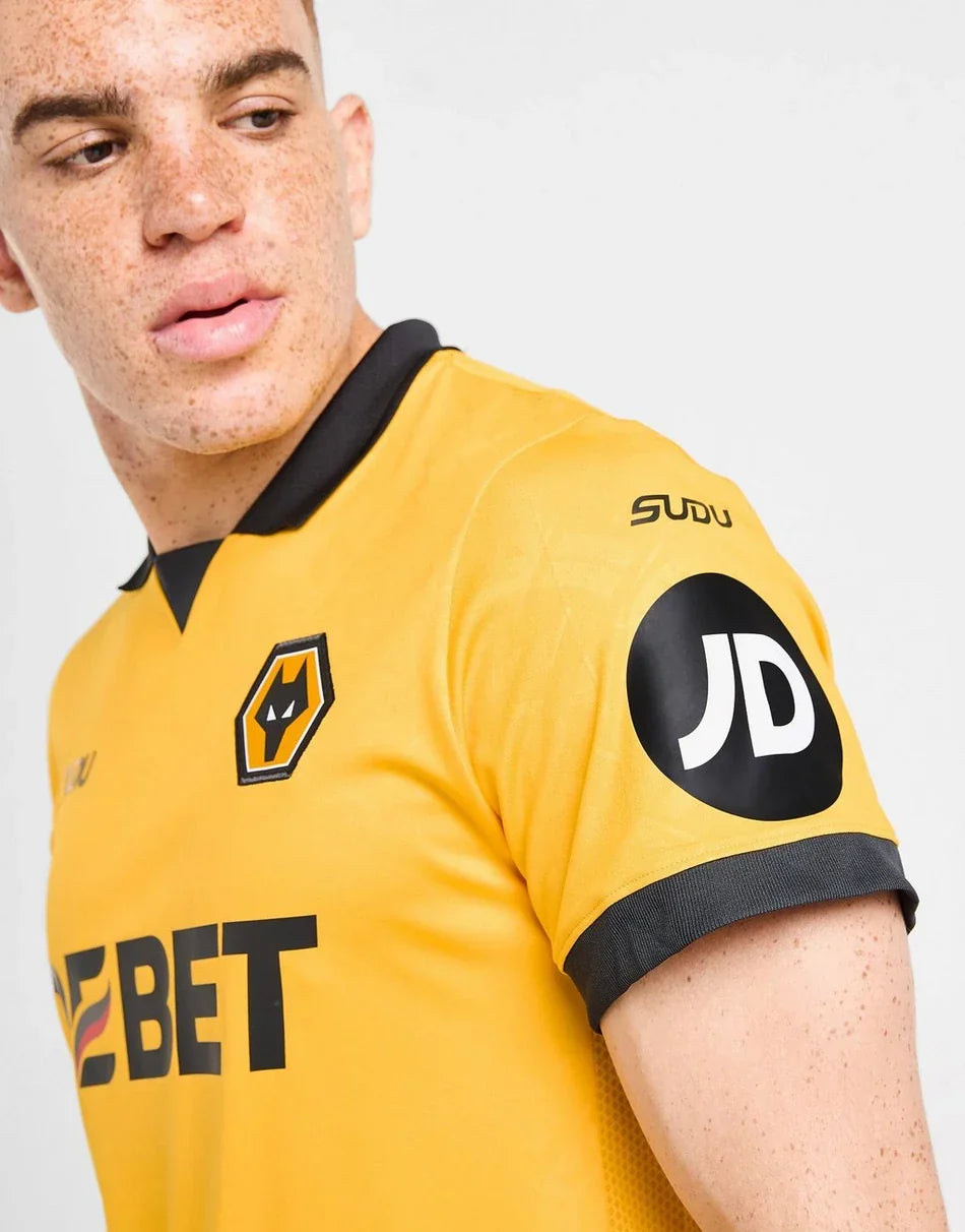 WOLVERHAMPTON WANDERERS FC 2025/26 HOME SHIRT