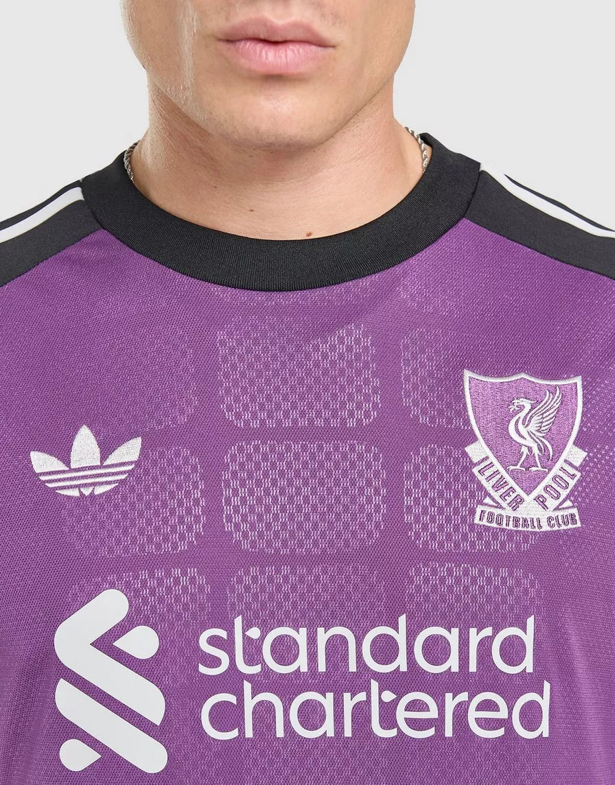 LIVERPOOL FC 2026/27 LONG SLEEVE GOALKEEPER SHIRT